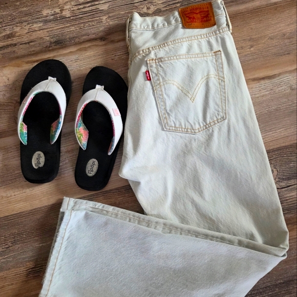 SALE LEVI'S - Picture 4 of 8